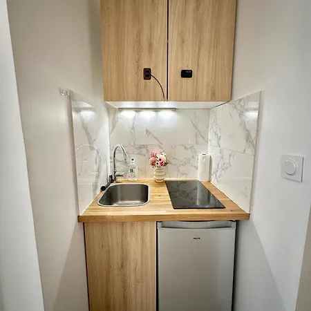 Dream Dwell - Flat 800m To Champs De Mars